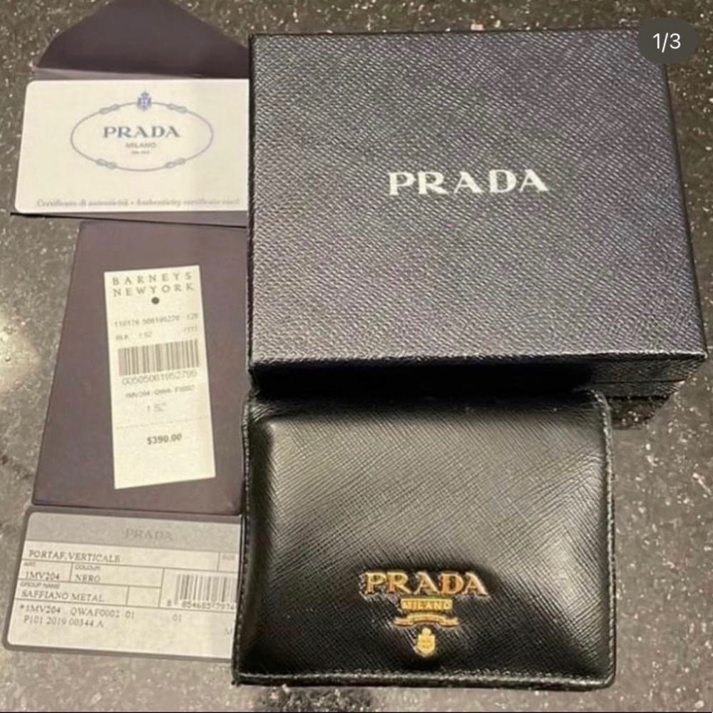 Black Prada Wallet in good condition